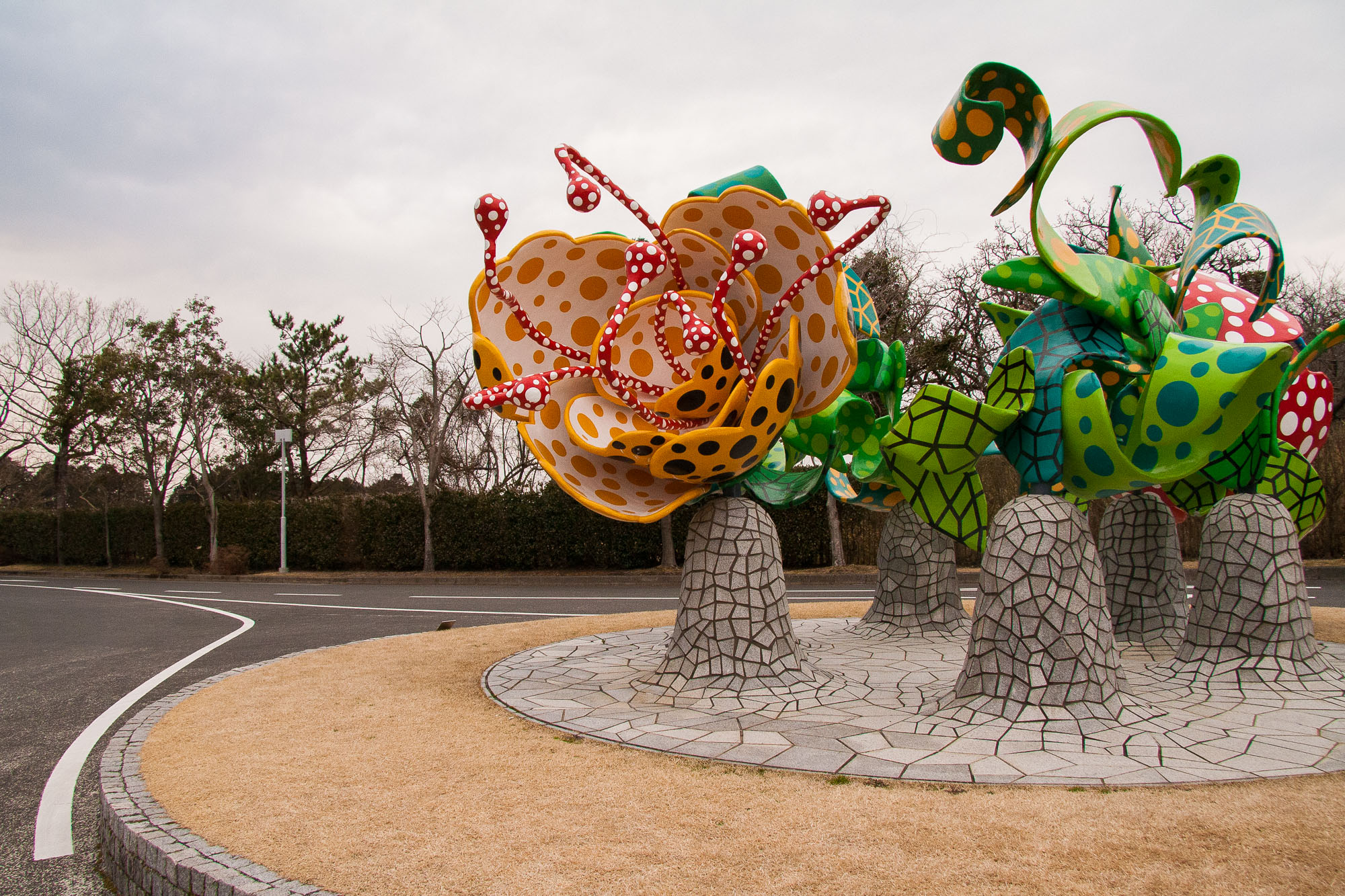 Flowers of Shangri-la, Yayoi Kusama, 2000